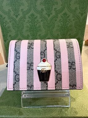 GUCCI | ✨NEW✨ Love Parade Cupcake Striped Card Case Wallet in Pink